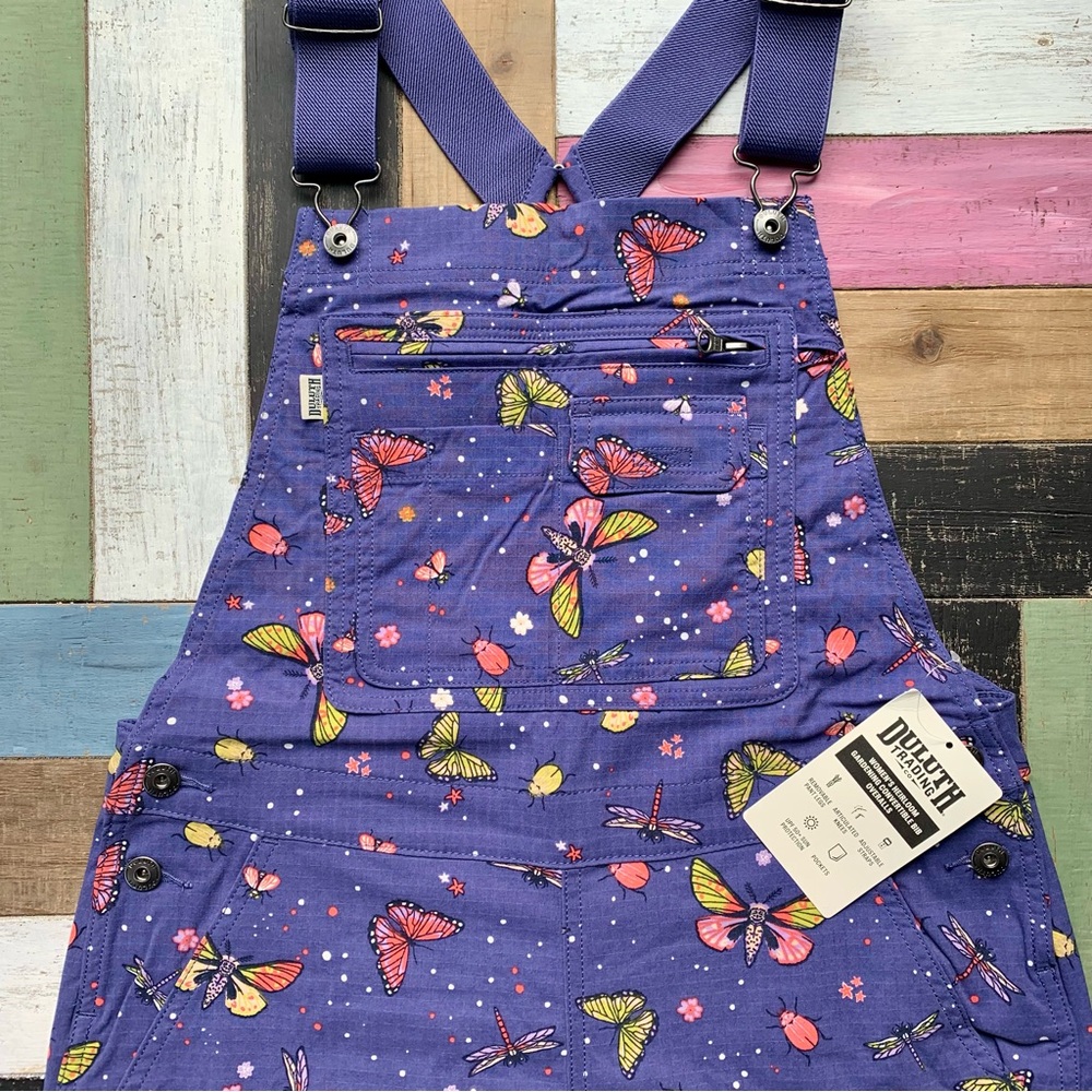 NWT Duluth Small Heirloom Gardening Convertible Bib Overalls Indigo Backyard Bug - Picture 4 of 11